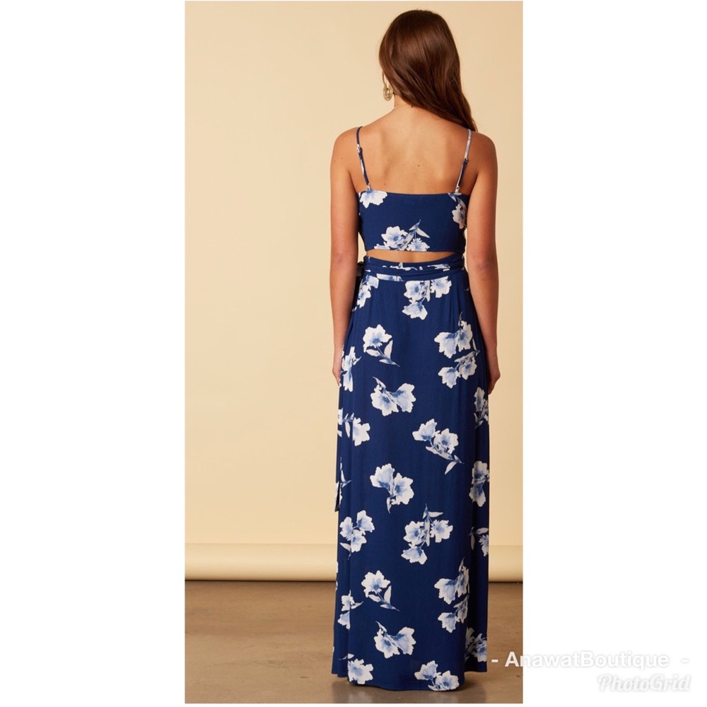 Two Piece Aphrodite Skirt Set - Picture 2 of 8